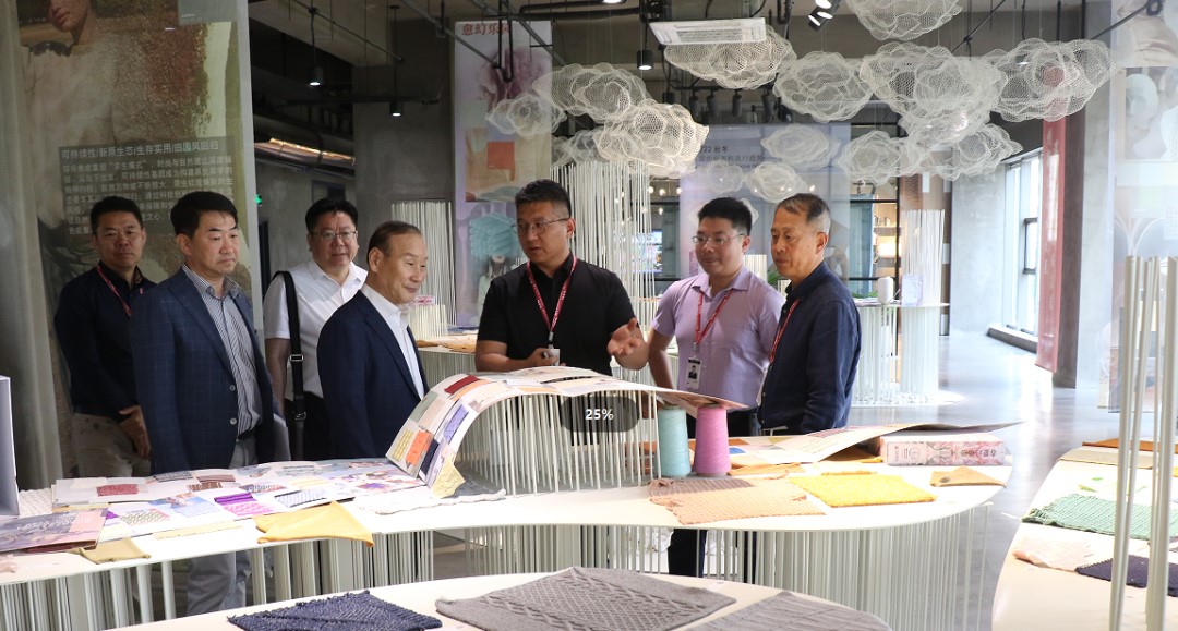 韓國熒址(HYUNGJI)集團(tuán)崔炳五會長一行來訪