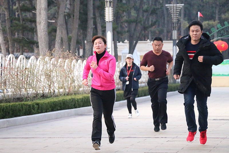 聯(lián)橋集團2019春季越野賽燃情開賽(圖18) 聯(lián)橋集團2019春季越野賽燃情開賽(圖18)