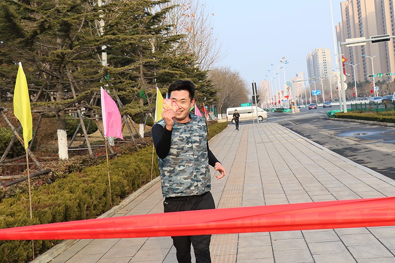 聯(lián)橋集團2019春季越野賽燃情開賽(圖28) 聯(lián)橋集團2019春季越野賽燃情開賽(圖28)