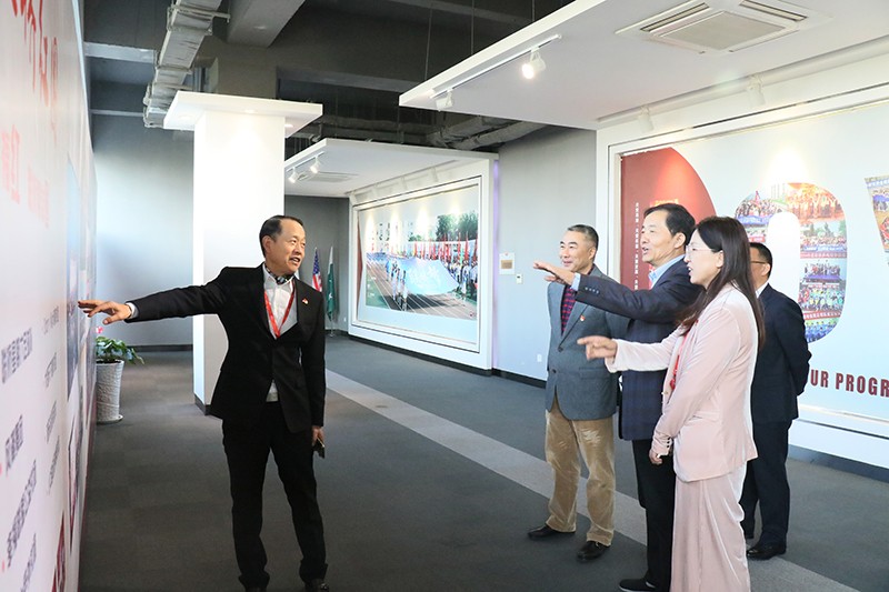 微信圖片_20191101164213.jpg 中國出口信用保險公司領導到聯(lián)橋集團調研(圖2)