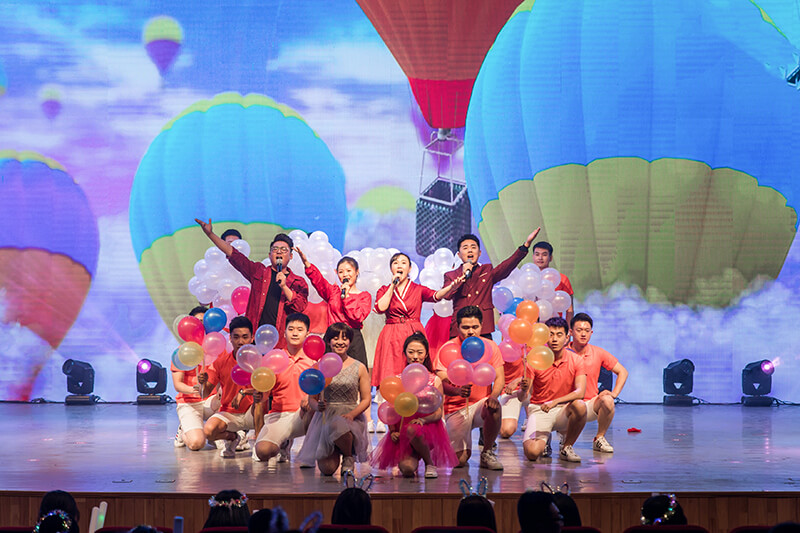 歡欣鼓舞迎新春，滿懷豪情攀高峰 | 聯(lián)橋集團(tuán)2020迎新春聯(lián)歡晚會(huì)激情開(kāi)演(圖5)