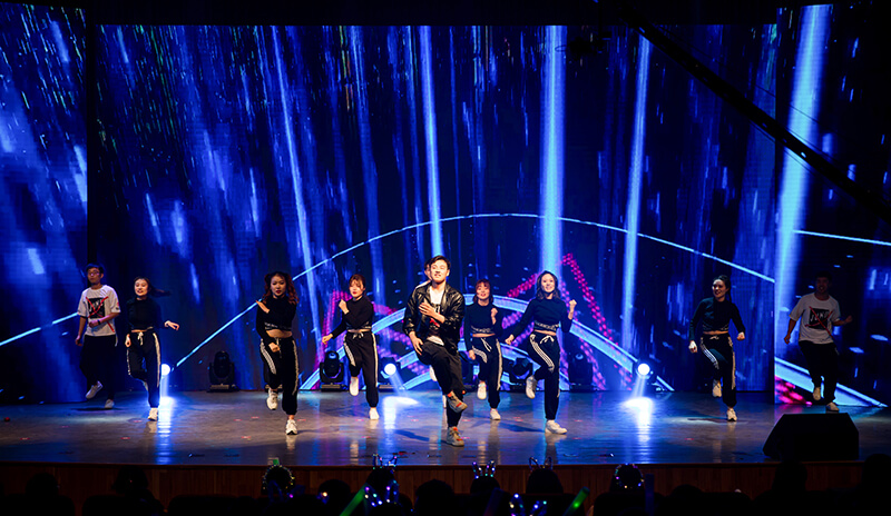 歡欣鼓舞迎新春，滿懷豪情攀高峰 | 聯(lián)橋集團(tuán)2020迎新春聯(lián)歡晚會(huì)激情開(kāi)演(圖10)