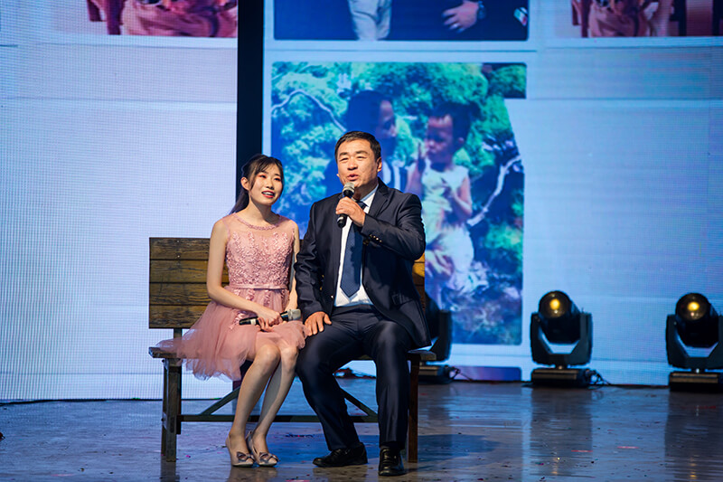 歡欣鼓舞迎新春，滿懷豪情攀高峰 | 聯(lián)橋集團(tuán)2020迎新春聯(lián)歡晚會(huì)激情開(kāi)演(圖27)