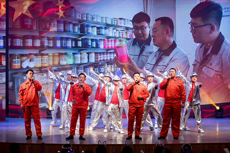 歡欣鼓舞迎新春，滿懷豪情攀高峰 | 聯(lián)橋集團(tuán)2020迎新春聯(lián)歡晚會(huì)激情開(kāi)演(圖35)