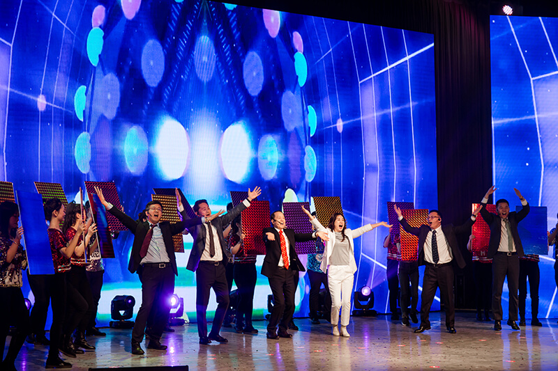 歡欣鼓舞迎新春，滿懷豪情攀高峰 | 聯(lián)橋集團(tuán)2020迎新春聯(lián)歡晚會(huì)激情開(kāi)演(圖45)