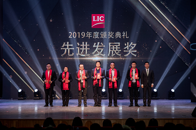 同心筑夢，攜手奮進——聯(lián)橋集團2019感恩年會隆重舉行(圖8)