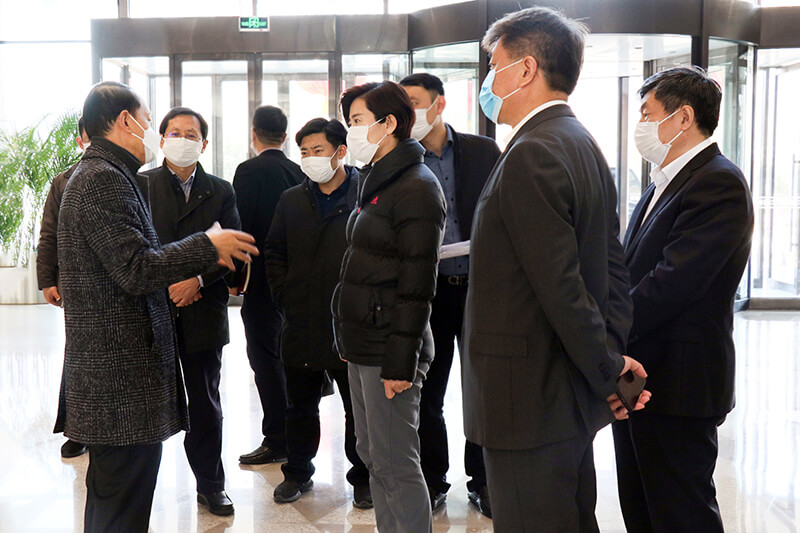 威海市副市長楊麗到聯(lián)橋集團調(diào)研