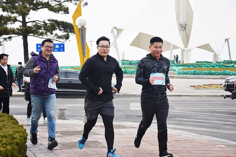 聯(lián)橋集團(tuán)2021春季越野賽燃情開賽(圖23)